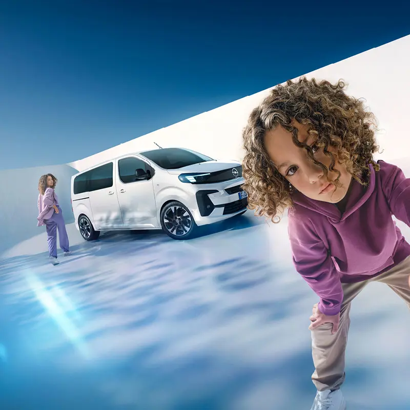 OPEL ZAFIRA LIFE MY2023 BEV Masthead 21X9